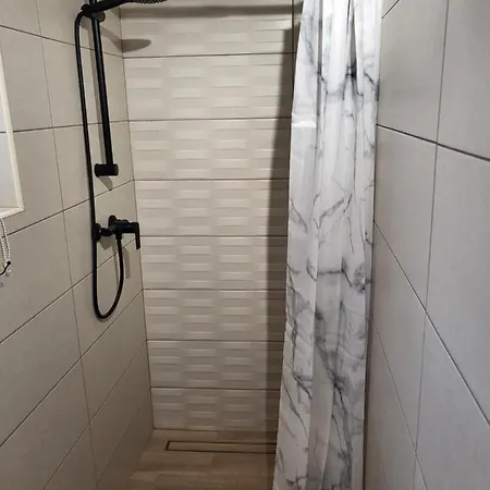 Licul Apartment *