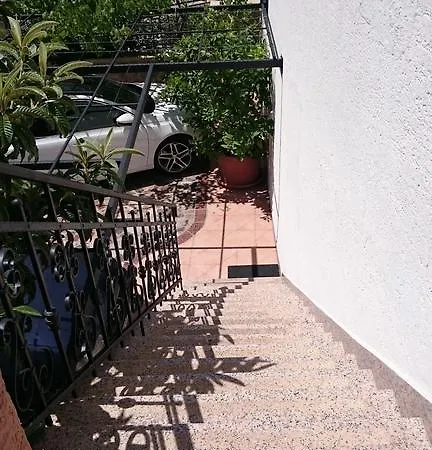 Apartment Licul